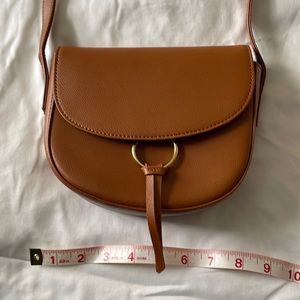 JJ Winters Ivy Crossbody Caramel bag. New.